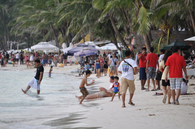 Boracay readies security, safety measures for tourists this summer